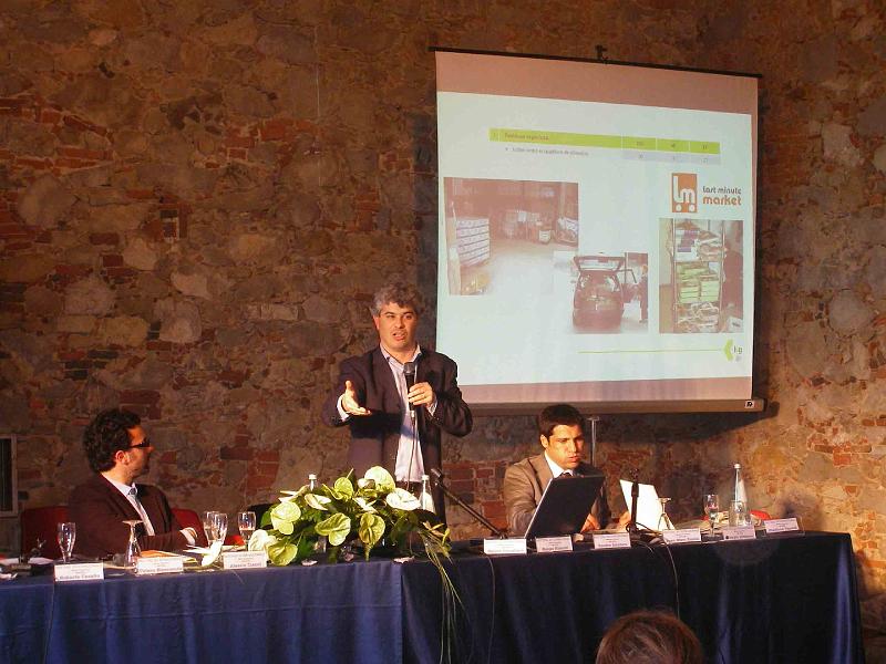 24-CAPANNORI-RIFIUTI-ZERO-2.jpg